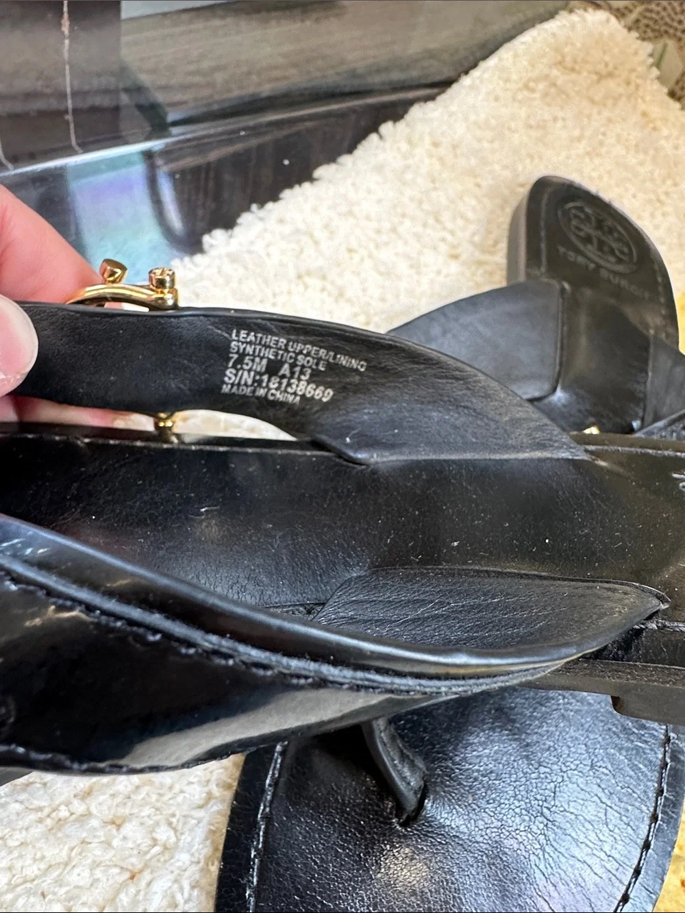 Tory Burch Black Leather Thong Sandals with Gold Logo Hardware